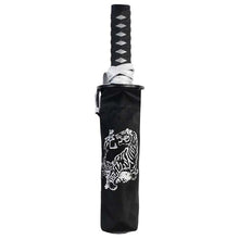 将图片加载到图库查看器，Folding Umbrella Sengoku Umbrella -wakizashi(short sword)- Tiger (Silver)/Umbrella Bag Opened: Approximately 96cm in Diameter Black JK-160-02
