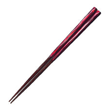 将图片加载到图库查看器，Painted chopsticks pair rural
