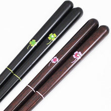 将图片加载到图库查看器，Painted chopsticks Couple painted chopsticks A pair of happy painted chopsticks
