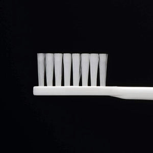 CLINICA ADVANTAGE Toothbrush, 4 Rows, Compact, Regular, 1 piece, Dental Care