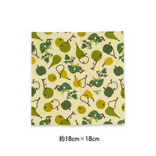 Load image into Gallery viewer, Beeswax Wrap Moomin Beeswax Wrap Snufkin &amp; Pear S Size Green Approx. 18 x 18cm
