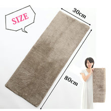 Laden Sie das Bild in den Galerie-Viewer, Angel Step Light brown face towel that makes you want to rub your cheeks, approx. 30 x 80 cm
