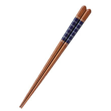 Cargar imagen en el visor de la galería, Painted chopsticks, Seiryu Ichihan, non-slip, dishwasher safe
