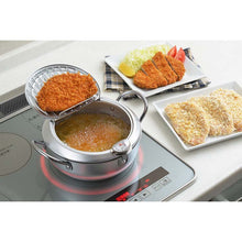 Load image into Gallery viewer, Mirakutei Tempura pot with lid 20cm (with thermometer) SJ1024
